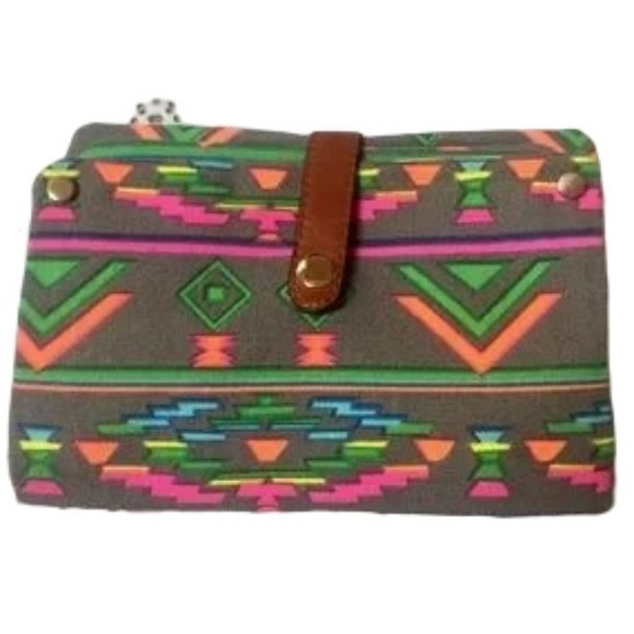 Street Level Leather Strap Southwestern Style Multi-Compartment Bifold Wallet - Picture 1 of 7